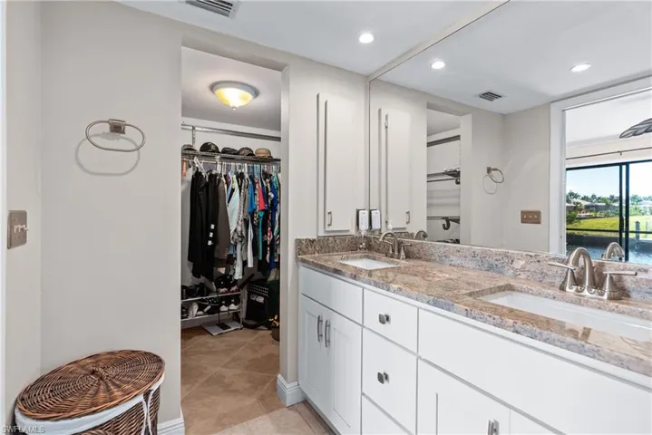 822 48th Ter 102, Cape Coral, Florida 33914