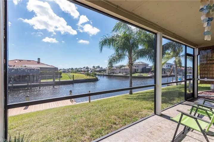 822 48th Ter 102, Cape Coral, Florida 33914