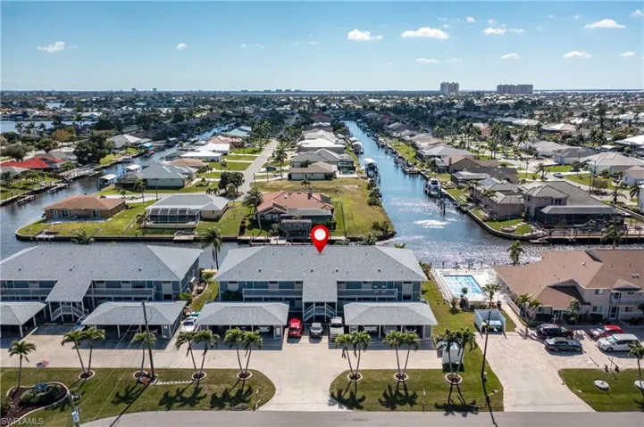 822 48th Ter 102, Cape Coral, Florida 33914