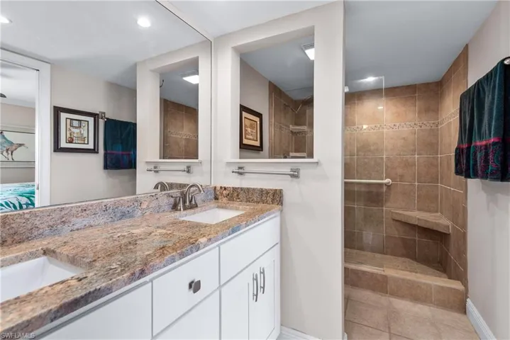 822 48th Ter 102, Cape Coral, Florida 33914