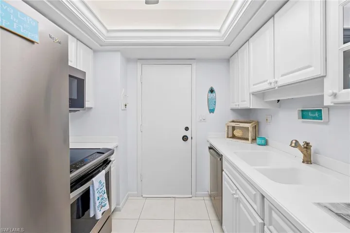 220  Seaview  CT, Marco Island, FL 34145