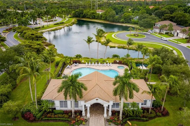 15821 Delaplata Ln, Naples, Florida 34110