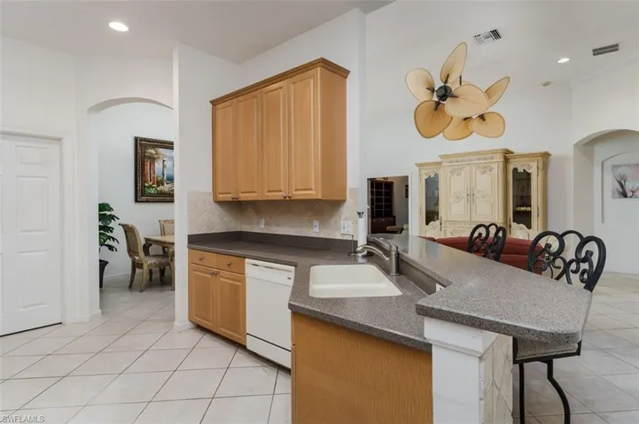 15821 Delaplata Ln, Naples, Florida 34110