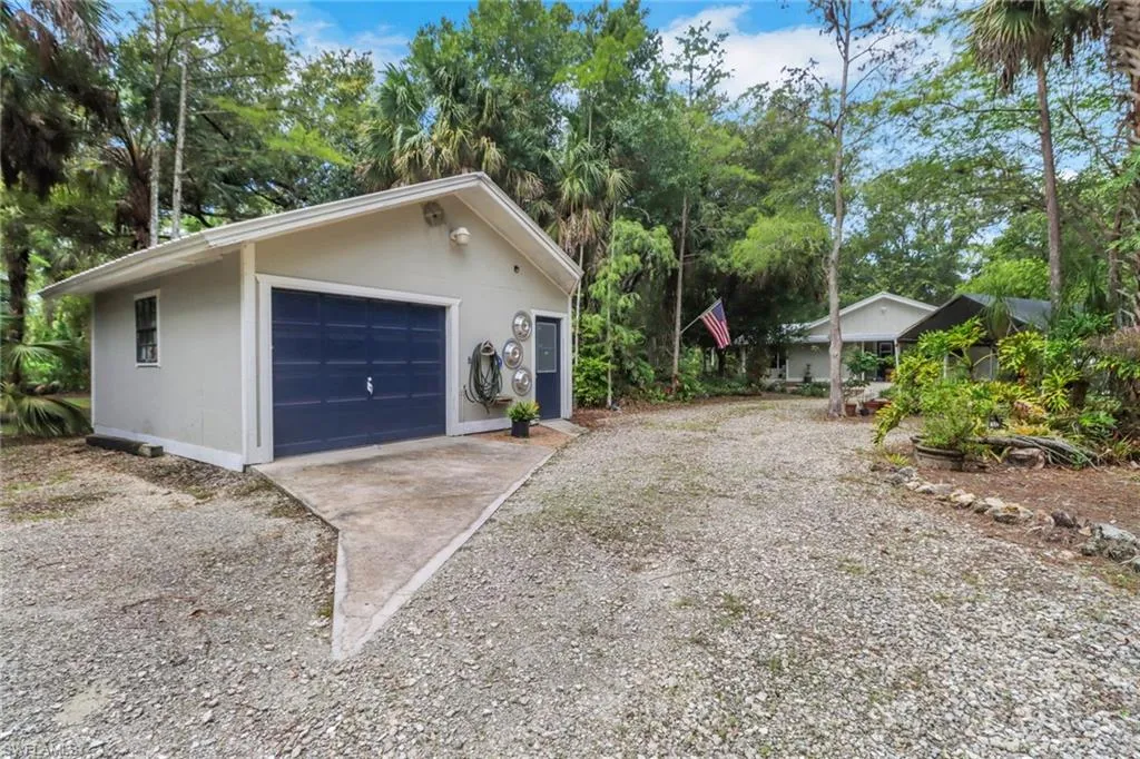 3110 10th AVE, Naples, FL 34117,225060682