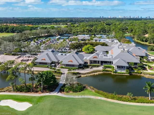 Grey Oaks CC Clubhouse