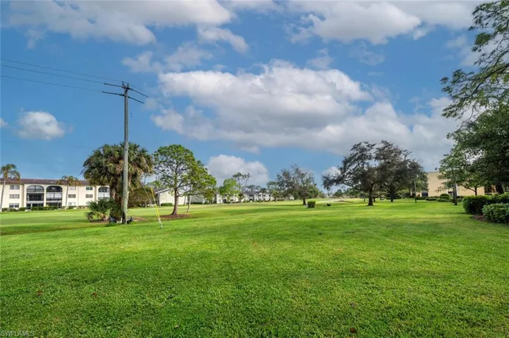 1087  Forest Lakes  DR, Naples, FL 34105