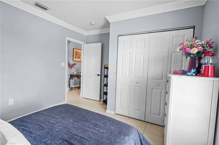 2748  45th NE AVE, Naples, FL 34120