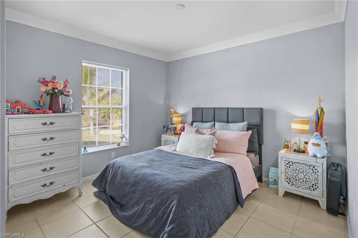 2748  45th NE AVE, Naples, FL 34120
