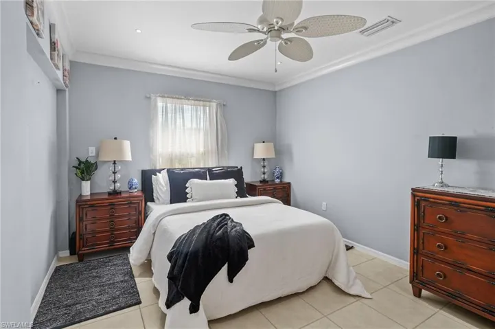 2748  45th NE AVE, Naples, FL 34120