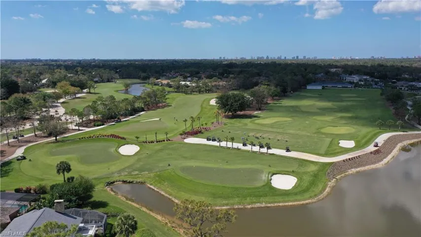 130 Amblewood Ln 8-801, Naples, Florida 34105