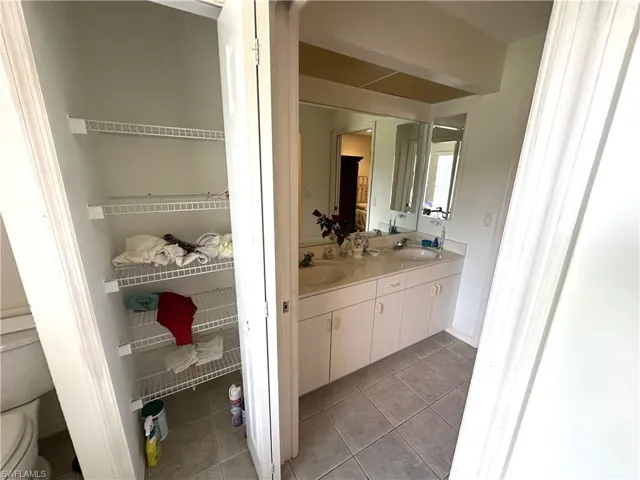 2409 Del Ray Pl, Lehigh Acres, Florida 33936