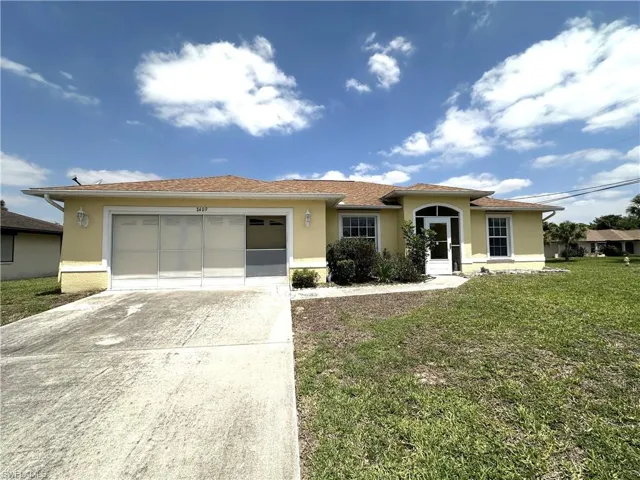 2409 Del Ray Pl, Lehigh Acres, Florida 33936
