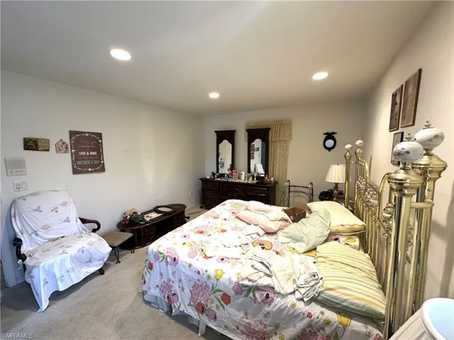2409 Del Ray Pl, Lehigh Acres, Florida 33936