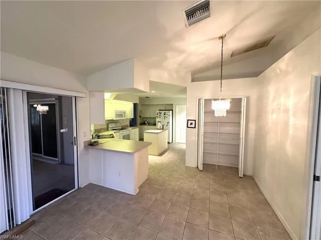 2409 Del Ray Pl, Lehigh Acres, Florida 33936