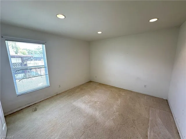 2409 Del Ray Pl, Lehigh Acres, Florida 33936
