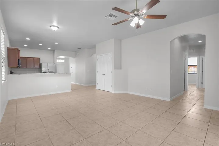 2303 Sw 21st Ter, Cape Coral, Florida 33991