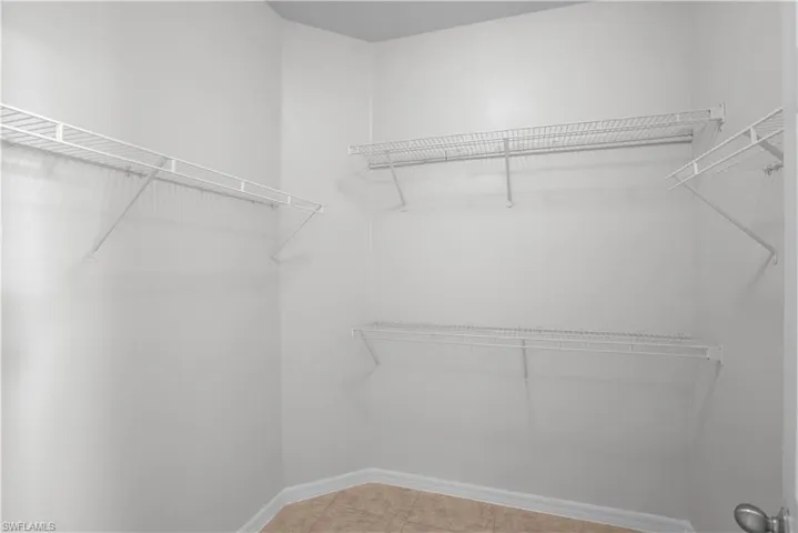 2303 Sw 21st Ter, Cape Coral, Florida 33991