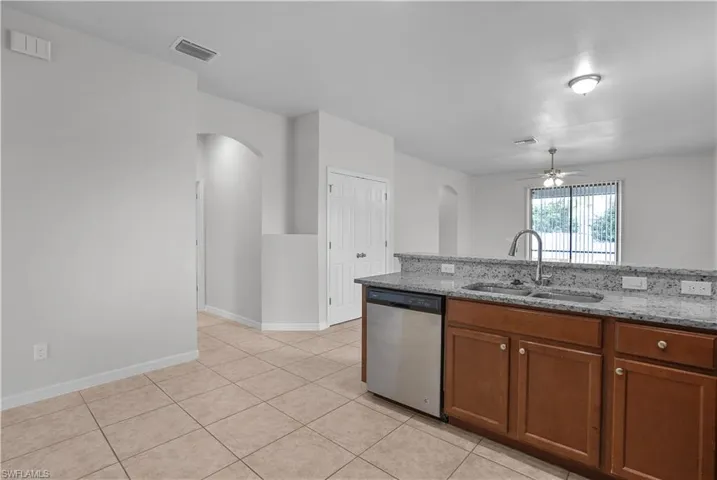 2303 Sw 21st Ter, Cape Coral, Florida 33991