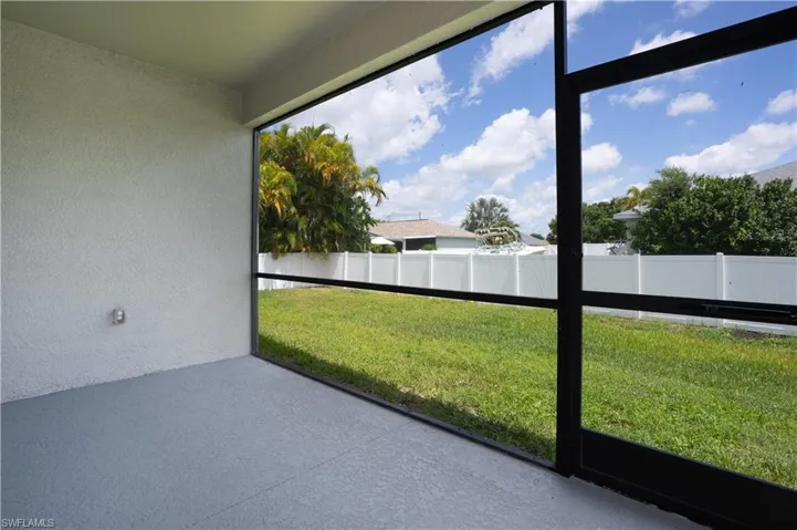 2303 Sw 21st Ter, Cape Coral, Florida 33991