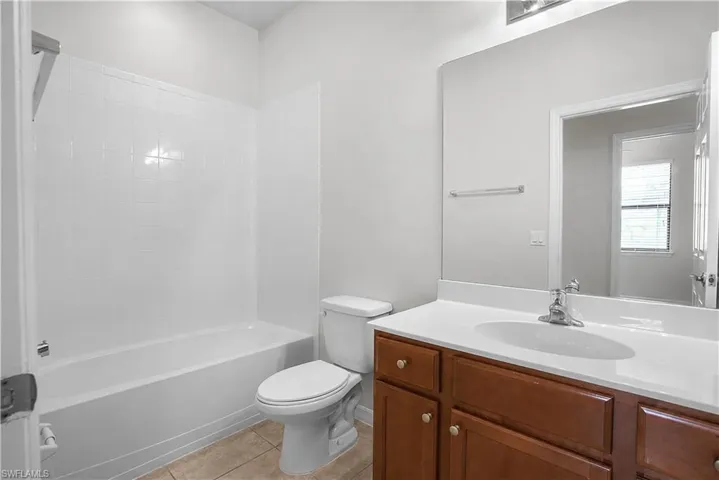 2303 Sw 21st Ter, Cape Coral, Florida 33991