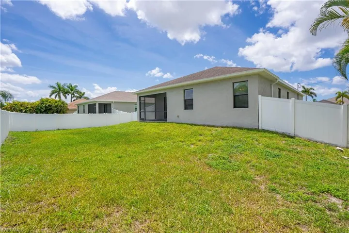 2303 Sw 21st Ter, Cape Coral, Florida 33991