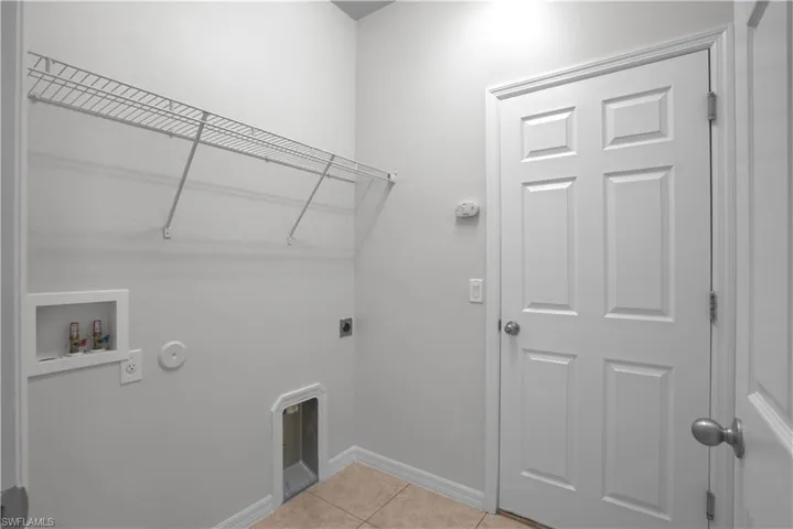 2303 Sw 21st Ter, Cape Coral, Florida 33991