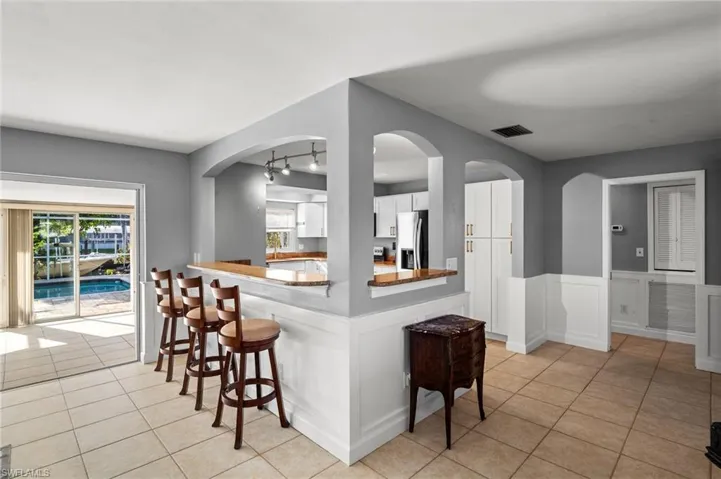 Breakfast Bar under the beautiful arches