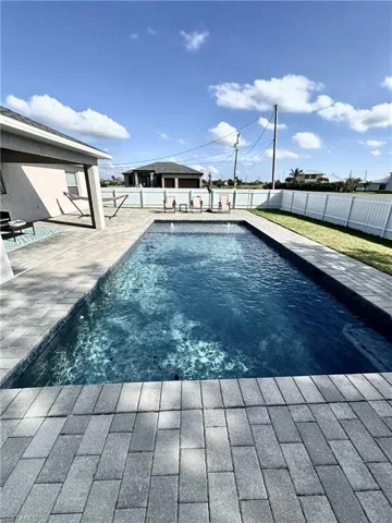 100 Nw 30 Pl, Cape Coral Fl 33993
