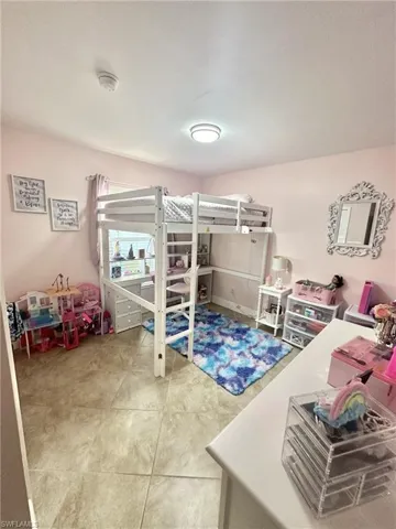 100 Nw 30 Pl, Cape Coral Fl 33993