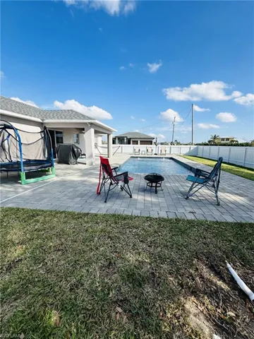 100 Nw 30 Pl, Cape Coral Fl 33993