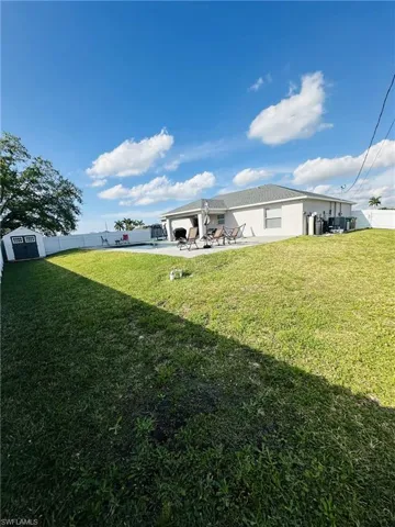 100 Nw 30 Pl, Cape Coral Fl 33993