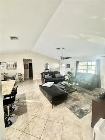 100 Nw 30 Pl, Cape Coral Fl 33993