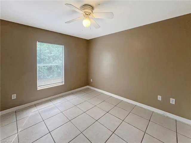 5231 27th St Sw, Lehigh Acres, Florida 33973