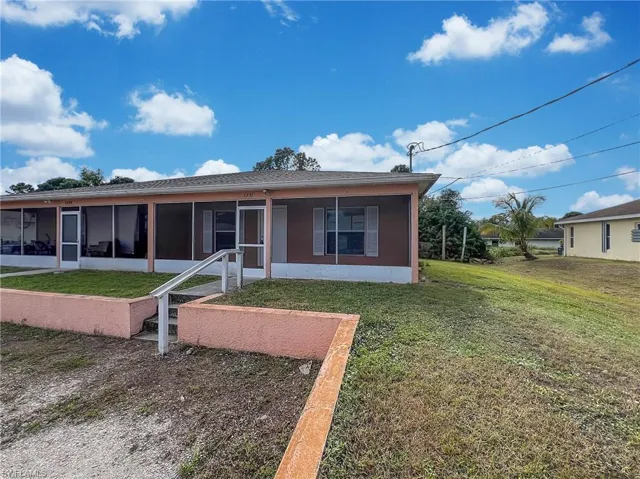5231 27th St Sw, Lehigh Acres, Florida 33973