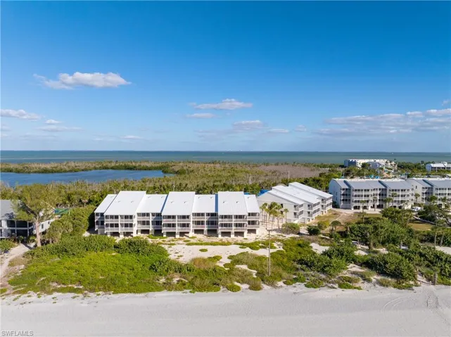 Drone / aerial view of a large body of water