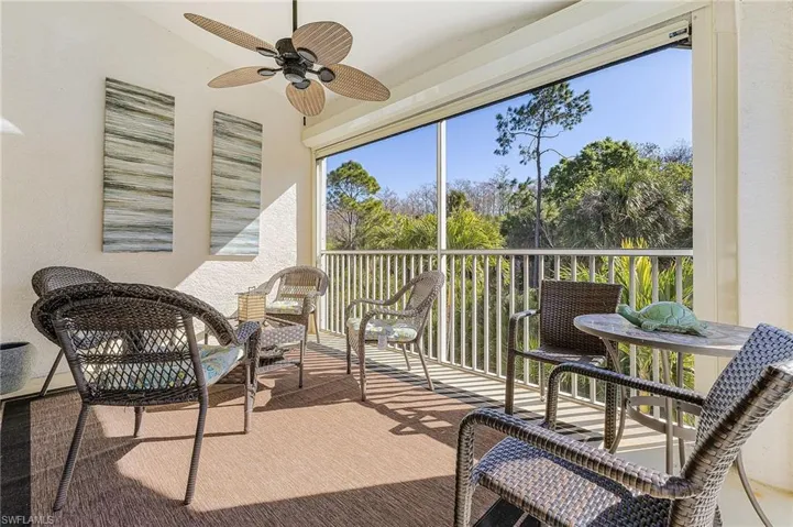 Comfort and quiet as you look onto the large preserve that stretches the length of the complex on this side of Hemingway Lane.