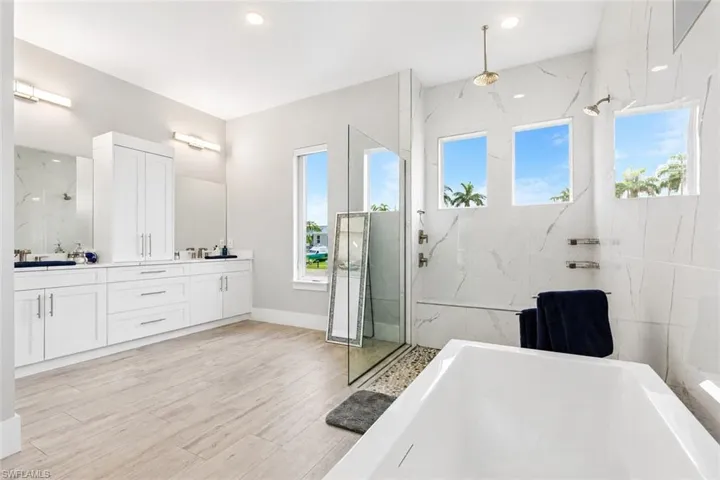 1631 Copeland Dr, Marco Island, Florida 34145