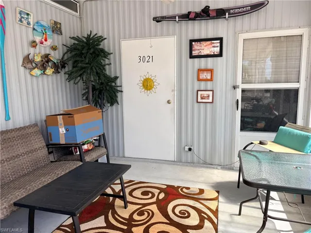 Shed/screened room