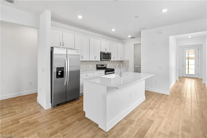 20593 Pebble Glen Dr, Estero, Florida 33928