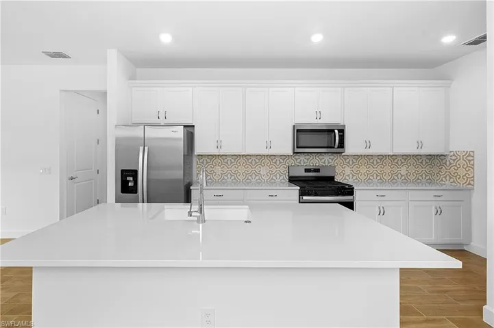 20593 Pebble Glen Dr, Estero, Florida 33928