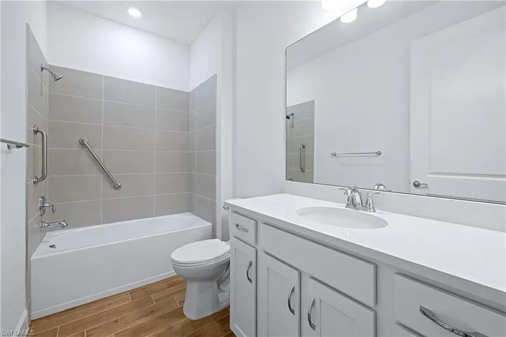 20593 Pebble Glen Dr, Estero, Florida 33928
