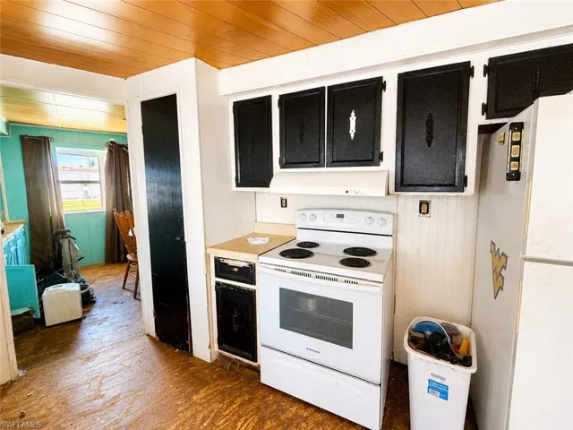 809 8th St Nw, Moore Haven, Florida 33471
