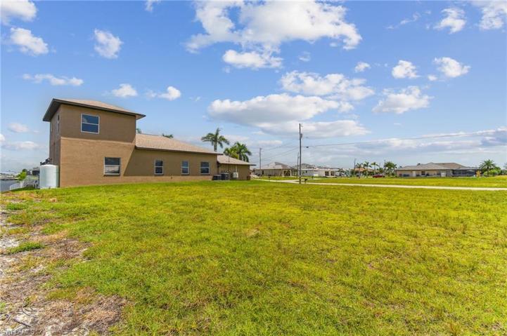 3623 NW 9th TER, CAPE CORAL FL 33993