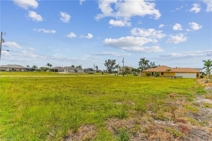 3623 NW 9th TER, CAPE CORAL FL 33993