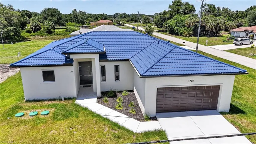 3707 15th St, Lehigh Acres, Florida 33972