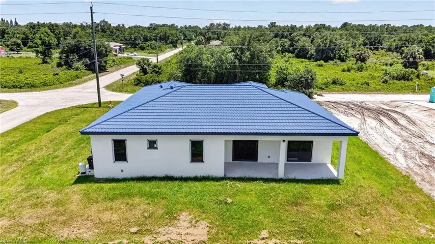 3707 15th St, Lehigh Acres, Florida 33972