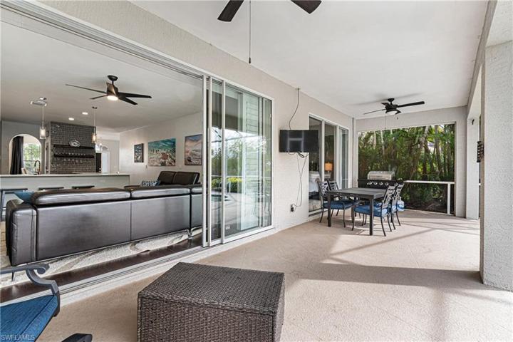 Lanai to Family Room