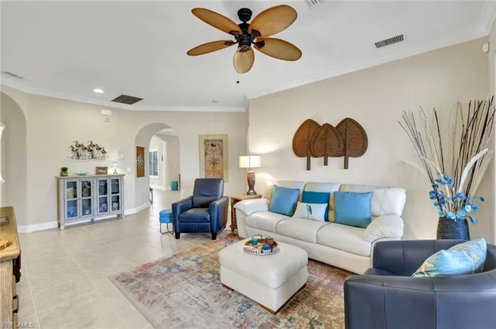 5581  Berkshire  DR, Fort Myers, FL 33912
