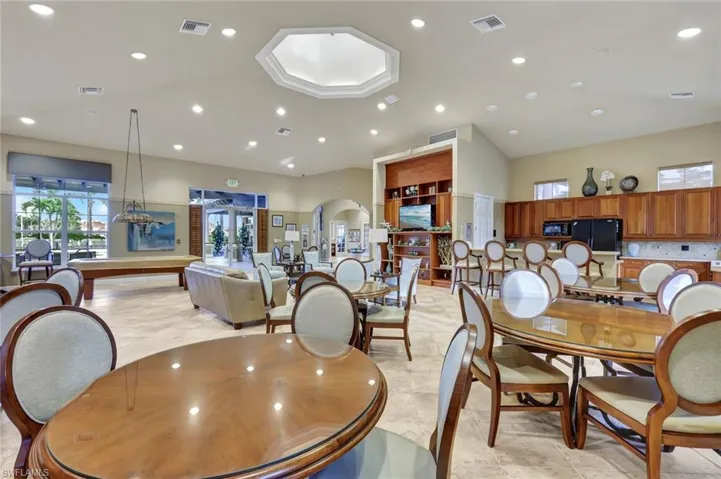 5581  Berkshire  DR, Fort Myers, FL 33912