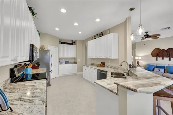 5581  Berkshire  DR, Fort Myers, FL 33912